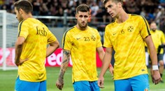 Majiteli velkoklubu došla trpělivost. Hráčům povolil jen tlačítkové telefony!