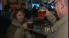 Finanční krize počesku. Restaurace zejí prázdnotou