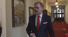 Vláda se ocitla pod palbou. Křeslo se kýve pod dvěma ministry
