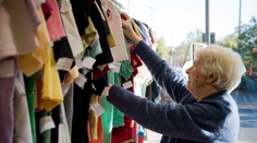 Covid zasáhl i charity. Oblečení není dost, přibylo hovorů na linky důvěry