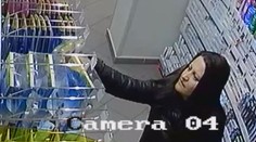 TOTÁLNÍ DRZOST! Zlodějka vybrala stejný obchod 2x za 14 dní