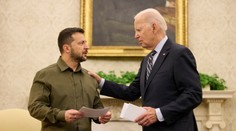 Ukrajinci mohou používat v Rusku rakety dlouhého doletu, rozhodl Biden