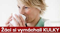 Žáci si vymáchali KULKY v učitelčině hrnku