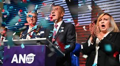 Jednání o nové vládě začala. Za Babišem přijeli Motoristé i SPD