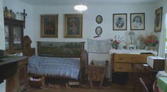 Maličká obec má hned dvě muzea. Historické exponáty pochází od tamních obyvatel