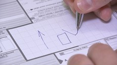 Lidé oslovují pojišťovny s podivnými nároky. Někteří jsou zase smolaři