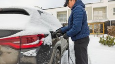 Jak poruchové jsou elektromobily po 3 letech provozu? Tesla je prý jako Dacia