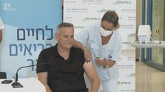 Třetí dávka zřejmě bude nutná. Mnozí naočkovaní už nemají protilátky