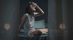 Nemůžete ve vedrech usnout? Odborníci poradili pár zaručených triků
