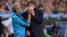 Když Italové slaví: Conte musel za doktorem, Buffon hodil záda!