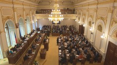 Platby za státní pojištěnce se sníží, poslanci schválili i další novely