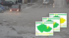 Meteorologové varují před silnými bouřkami. Mají zasáhnout východ ČR
