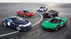 Pět Ferrari ve speciálním barevném provedení. Které je to nejkrásnější?