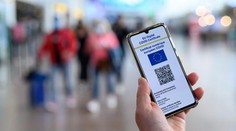 Očkovali jste se v cizině? V Česku si můžete požádat o evropský certifikát!