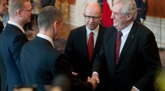 Sobotka nezná své ministry. Chtěl, aby prezident jmenoval Brabence! V čem ještě chyboval?
