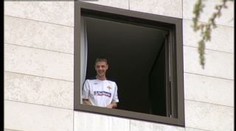 VIDEO: Soupeři Čechů v kvalifikaci "bombardovali" novináře