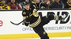 Pastrňákovy tři body Bostonu nestačily. Vladař vychytal výhru Calgary
