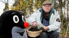 Pohádkový Krtek Zdeňka Milera slaví 60. narozeniny. VIDEO