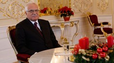Klaus se zastal Drobila. Jeho rezignace ho mrzí