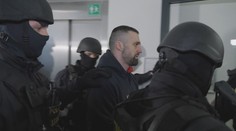 Soud v Pardubicích začal řešit případ ubodané ženy. Muž je souzen za opilství