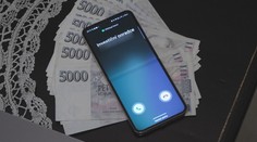 Seniorka z Karviné přišla o miliony. Podvodníkům poslala celoživotní úspory