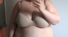 Z bečky sádla se stala sexy kočka! Přítel to neunesl a zrušili svatbu
