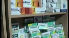 Vietnamci prodávají léky přímo na stáncích