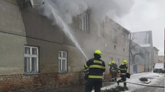 Hned několik požárů vypuklo v neděli v Česku. Na Šumpersku uhořel muž