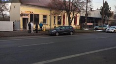 Masakr v baru! Muž vážně postřelil servírku, zabil jejího přítele i sebe