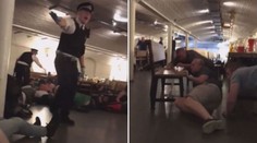 "Všichni na zem! Lehnout!" Muž natočil chaos v hospodě po útoku