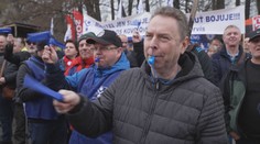 Naštvaní zaměstnanci Liberty Ostrava vyšli do ulic. Doma jsou už dva měsíce