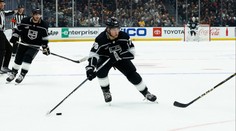 Jak tohle mohl být gól? Útočník Kings vstřelil neskutečnou branku