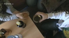 První zkušenost s alkoholem? České děti drží smutný rekord!
