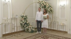 Země je sužovaná válkou. Ukrajina přesto zažívá svatební boom