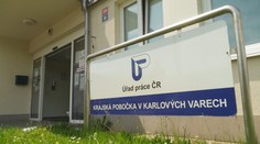 Lidé z Česka si stěžují na úředníky. Nesmyslně podle nich chybují