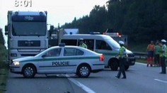 Asistenční služby vydělávají na klientech díky tipům policie