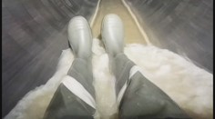 Na internetu se šíří nová zábava. Lidé lezou do kanálů a pořizují tam videa