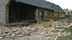 V Kašperských Horách se sesunula část domu u náměstí