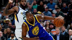 Golden State se trápil v Utahu, nakonec vyhrál o jediný bod!