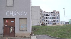Jak dnes vypadá Chanov? Město chce lidi nacpat do kontejnerů!