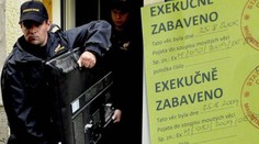 Sousedé už nebudou platit za dlužníky. Dosáhnou jim na majetek