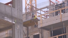 Staré nemovitosti začínají zlevňovat. U nových se blížíme k bodu zlomu