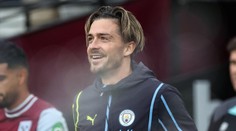 Velké štěstí hvězdy City. Záložník Grealish je otcem, dcera dostala krásné jméno