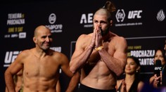 Obrovská vlna podpory. Procházkovi píší hvězdy MMA, fanoušci i další osobnosti
