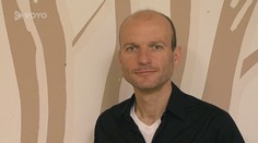 Neuvěřitelné! Násilník spoutal přítelkyni, hodil do kufru auta a poté přivázal v lese