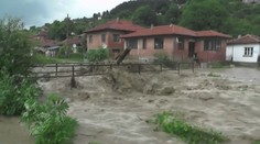 VIDEO: Přívalové deště způsobily v Bulharsku ničivé povodně
