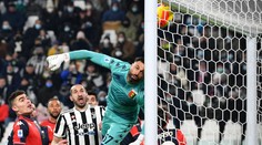 Juventus už je na pohárových příčkách, Cuadrado se trefil přímo z rohu