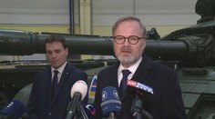 Premiér Fiala navštívil společnost Excalibur Army vyrábějící zbraně a tanky
