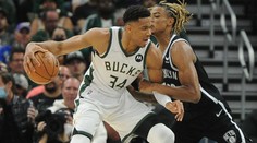 Odstartovala NBA! Obhájce titulu dotáhl k vítězství skvělý Antetokounmpo