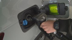 Ceny pohonných hmot klesají. Zlevňování by mělo pokračovat i další týden